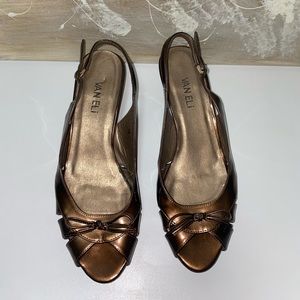 VANELI VINTAGE HEELED SANDALS